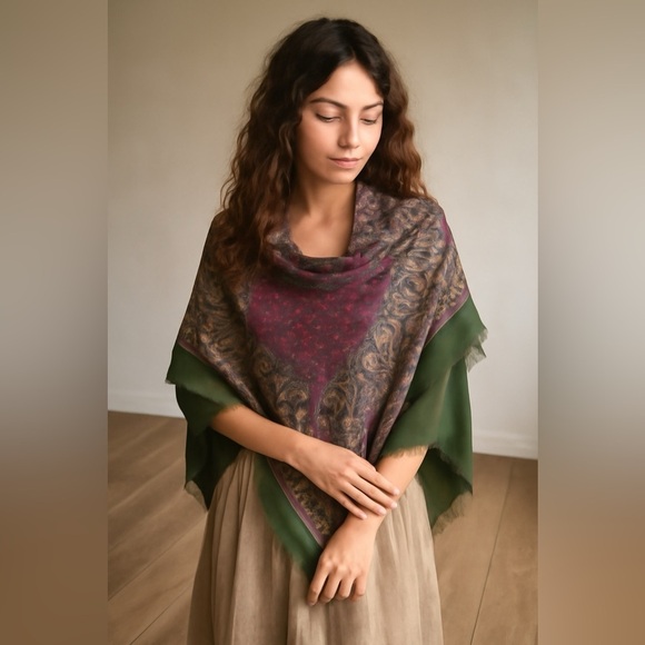 Vintage Paisley Patterned Square Scarf in Green and Purple 30” x 30” - Picture 2 of 8